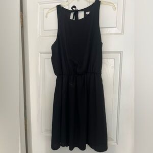 Black Dress size M with cute tie detail in back